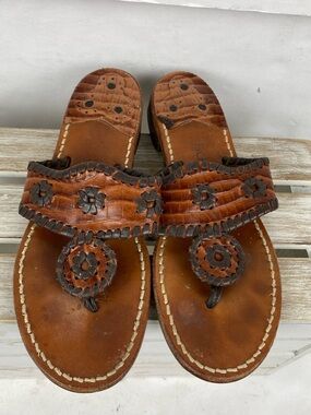 Jack Rogers Navajo flat sandals in a brown crocodile-embossed leather finish 7M